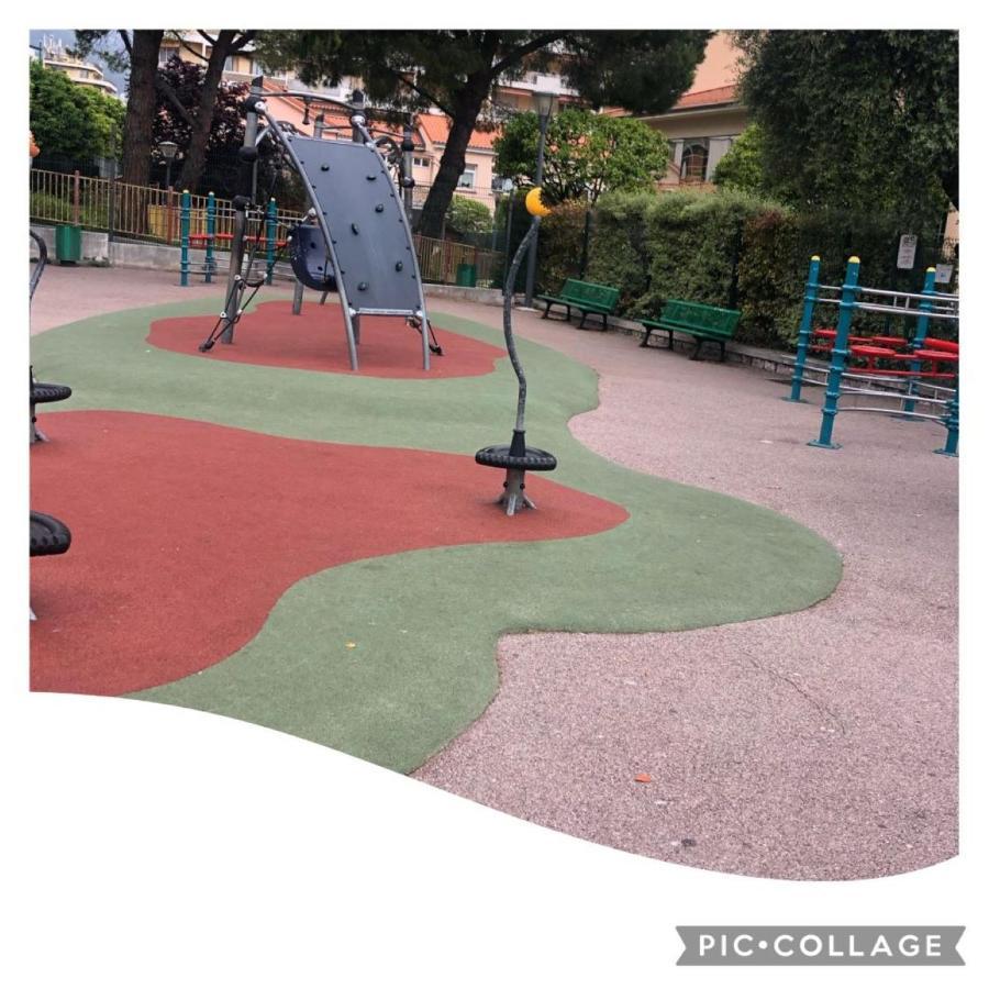 Location Saisonniere Menton 220 M Des Plages Bagian luar foto