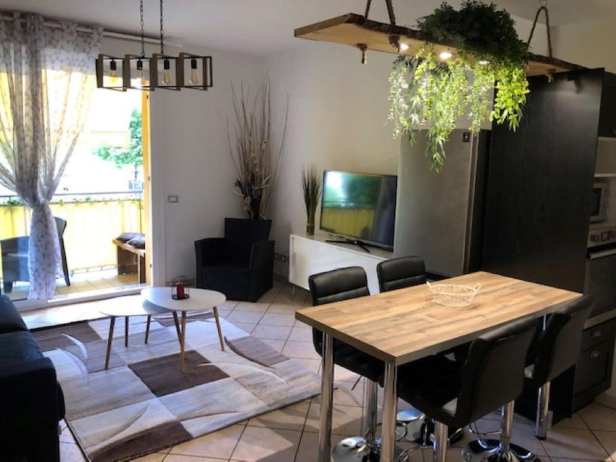 Location Saisonniere Menton 220 M Des Plages Bagian luar foto